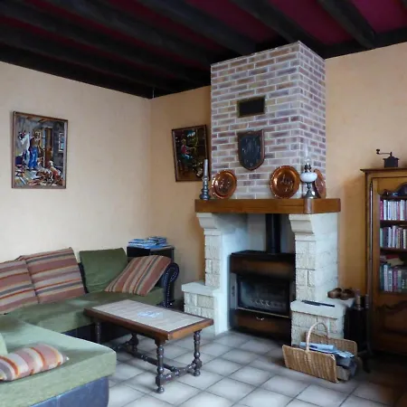 Maison Avec Cour, 4 Chambres, Parking, Proche Commerces Et Loisirs A 8km De Vichy - Fr-1-489-248 * Saint-Germain-des-Fosses